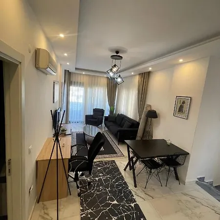 2+1 Duplex 100 Meters From The Sea, 1 Floor Apartament