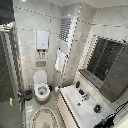 2+1 Duplex 100 Meters From The Sea, 1 Floor شقة ألانيا